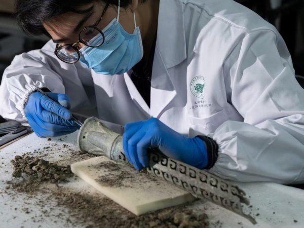 万宝配资 新民特稿 ｜ 修文物的年轻人